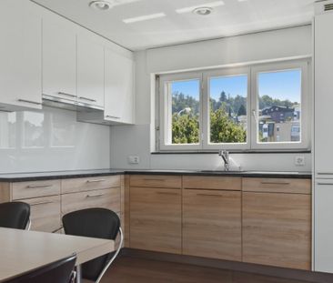 5.5 Zimmer, 2. Stock - Photo 2
