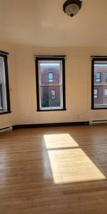 *Because You Deserve a Loft in the Heart of St-Henri, Atwater Market* - Photo 3