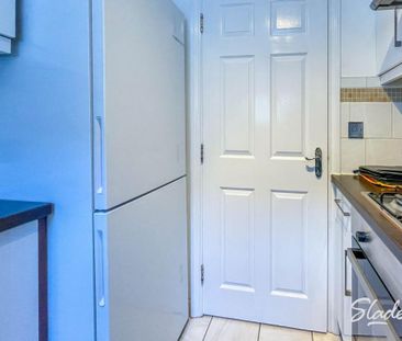 2 bedroom apartment to rent - Photo 6