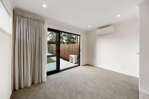 Fresh Face, Familiar Place - Photo 1