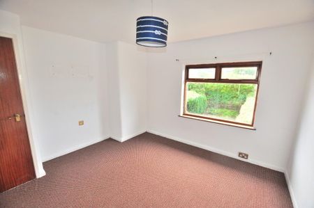 82 Ardcarn Drive, Belfast, BT5 7RS - Photo 4