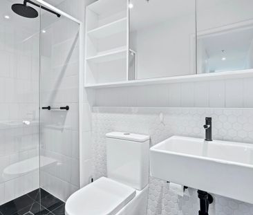 Elevated Inner-West Living with Stunning Views! - Photo 3