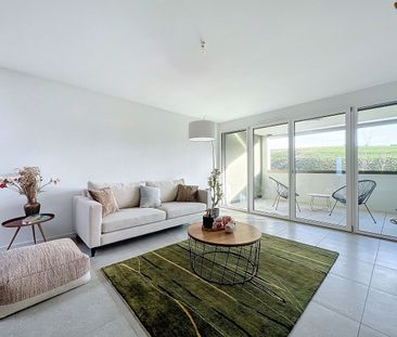 3 ½ ROOMS LUMINOUS – On the attic! - Photo 1