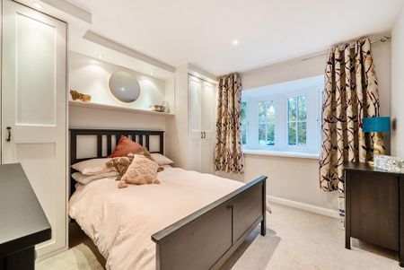 4 bedroom detached house to rent - Photo 5