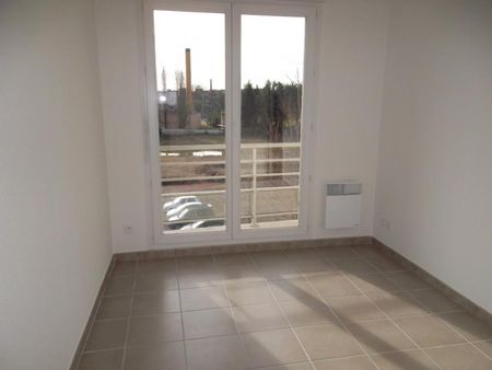 APPARTEMENT T3 A LOUER A ROANNE - GARE - Photo 5