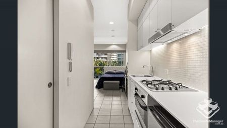 Spacious studio apartment in Teneriffe - Photo 4