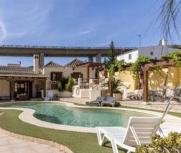 Casa en alquiler en Altos de Estepona, Estepona - Photo 4