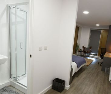 4 Bed Ensuite - Photo 2