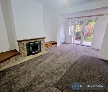 3 bedroom semi-detached house to rent - Photo 1