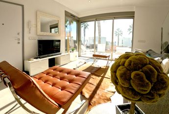 425 Villamartin Paradise