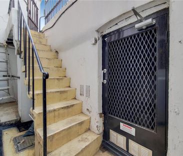 Studio to rent - Photo 6