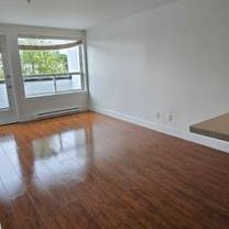 Spacious 2 Bedroom, 2 Bathroom Apartment with Balcony - Photo 3