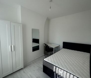 4 Bed Terraced House, Beatrice St, L20 - Photo 4