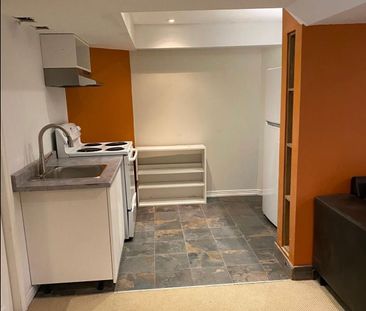 For Lease - 192 Tamarac Trail, Aurora, Ontario - Photo 2