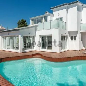 Alquiler de casa o chalet independiente en Avenida de la Gardenia - Photo 1