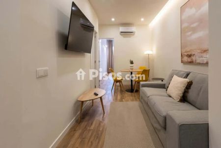 Piso en alquiler en Carrer de Sant Antoni Abat, 37 - Foto 2