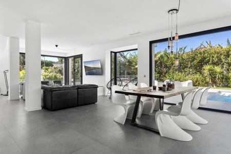 House in Las Chapas, Costa del Sol - Photo 3