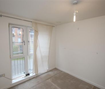 3 bedroom end of terrace house to rent - Photo 5