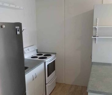 Rosedale, 1 bedroom - Photo 2