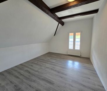 Beaucoup d’espace, rénové et pas cher - Photo 2