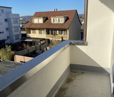 SCHÖNE HELLE 3-ZIMMERWOHNUNG MIT BALKON - Photo 4