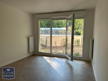 Location Appartement 2 pièces 45m² LE MEE SUR SEINE 77350 - Photo 2
