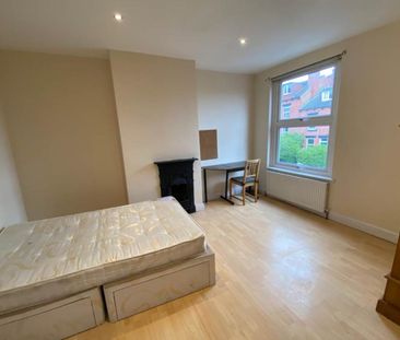 Woodside Avenue (room 3), Headingley, Leeds - Photo 5