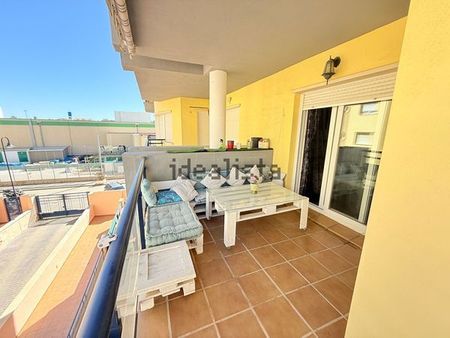 Alquiler de piso en Alfarnate - Photo 3