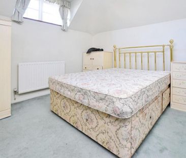 4 bedroom chalet to rent - Photo 4