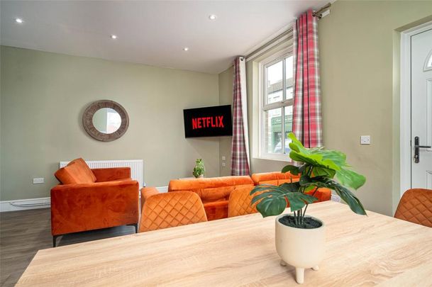 1 bedroom property to rent - Photo 1