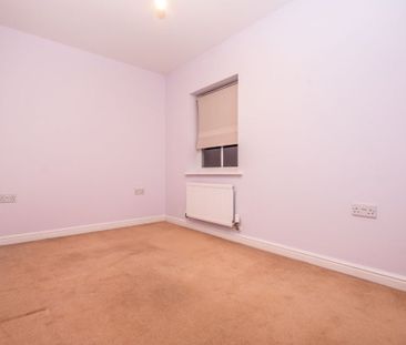 3 bedroom end of terrace house - Photo 6