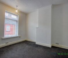 2 BEDROOM House - Mid Terrace - Photo 4