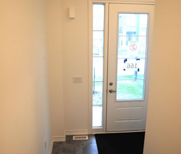 For Lease - 22 Sassafras Road, Springwater, Ontario - Photo 2