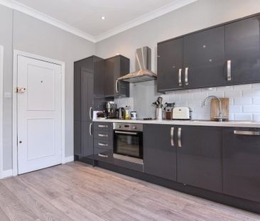 1 bedroom property to rent - Photo 2
