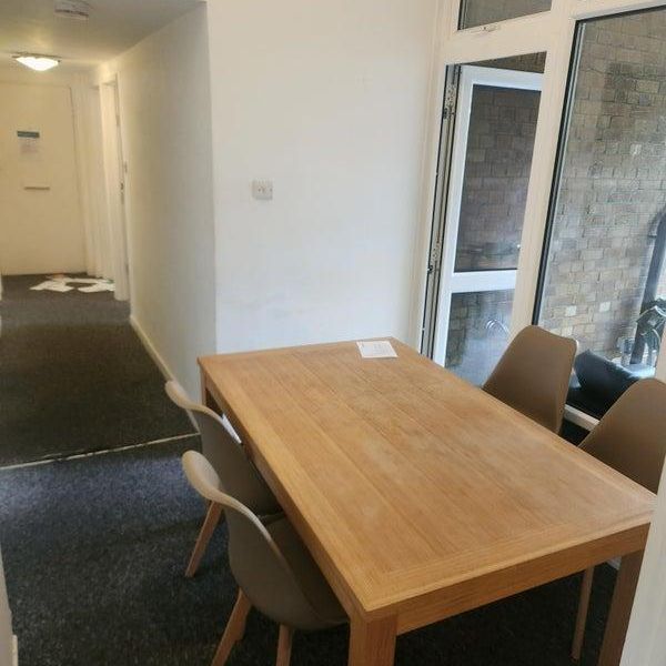 1 bedroom in a flat share to rent - Photo 1