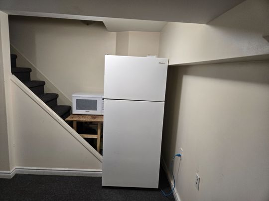 For Lease - 60 Agnes Street Unit# BSMT, Mississauga, Ontario - Photo 1