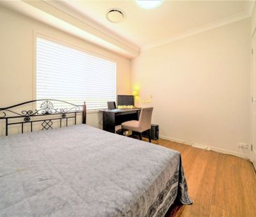 Spacious Home in Quiet Location&excl; - Photo 3