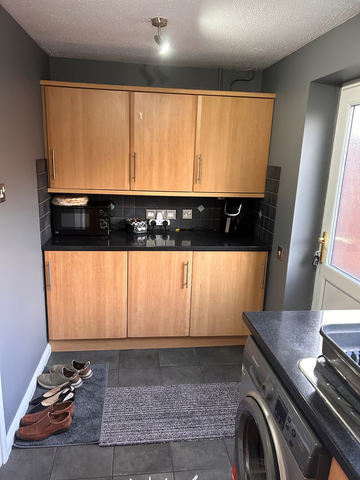 1 bedroom in a house share to rent - Photo 3