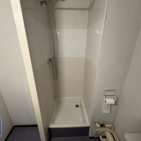 Location Appartement 1 pièce 16m² POITIERS 86000 - Photo 4
