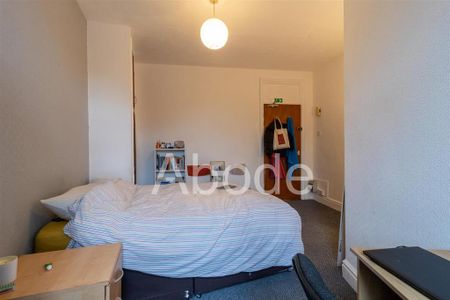 6 bedroom flat to rent - Photo 3