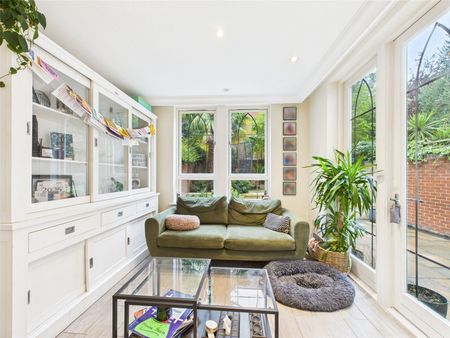 Martineau Drive, St Margarets, Middlesex, TW1, Twickenham - Photo 3