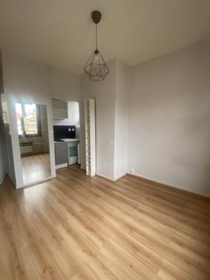 Appartement à louer - 2 pièces - 26 m² - Photo 1