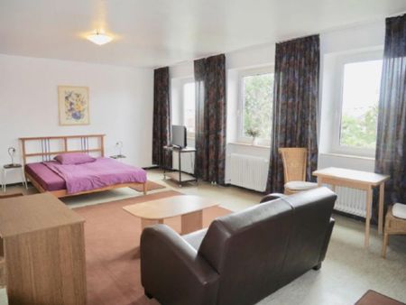 Sofort bezugsfrei: Helle, möblierte 1-Zimmer-Wohnung mit Fernblic - Photo 4