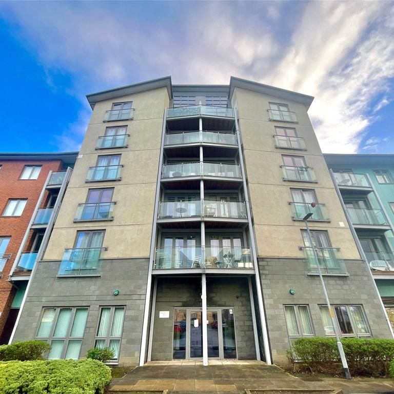 2 bedroom apartment to rent - Photo 1