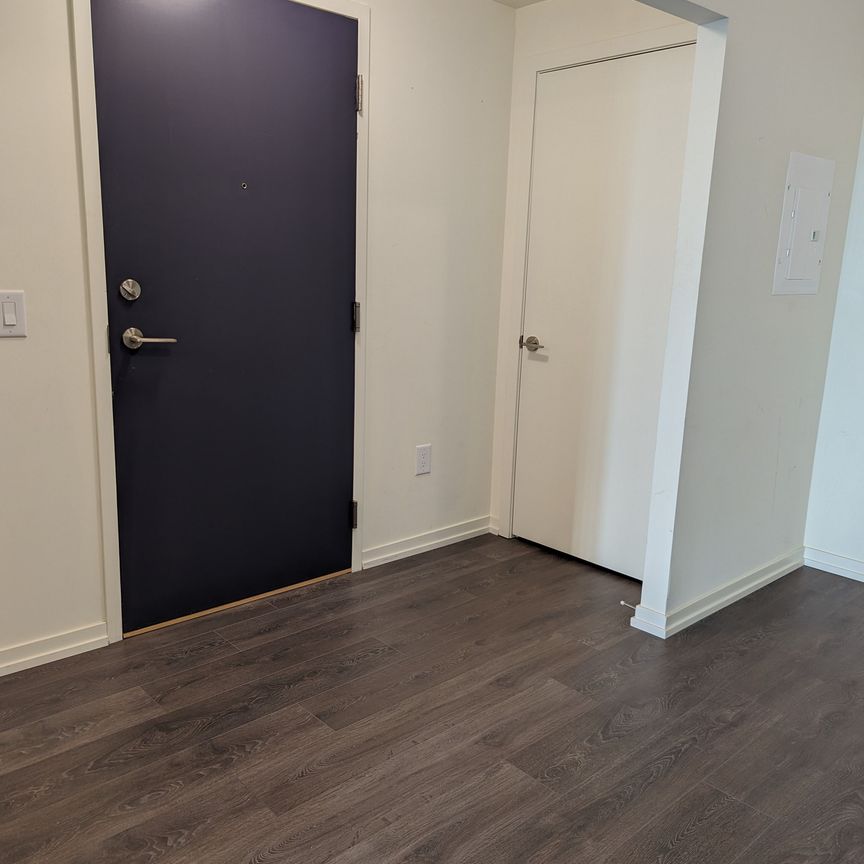 For Lease - 3237 Bayview Avenue Unit# 901, Toronto, Ontario - Photo 1