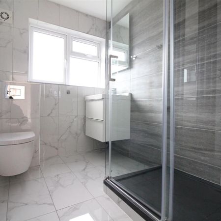 Greystoke Gardens, London - Photo 3