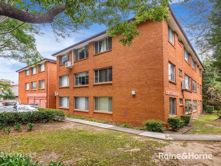 15/11-13 Queens Avenue, Parramatta, NSW 2150 - Photo 4