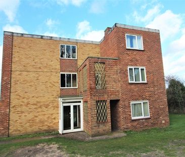 1 Bedroom Flat NR3 Catton View Court - Photo 3