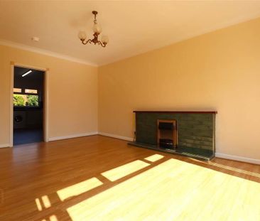 26 Monaville Drive, Lisburn, BT28 2DR - Photo 1