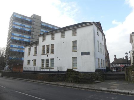 1 bedroom in a house share to rent - Photo 4